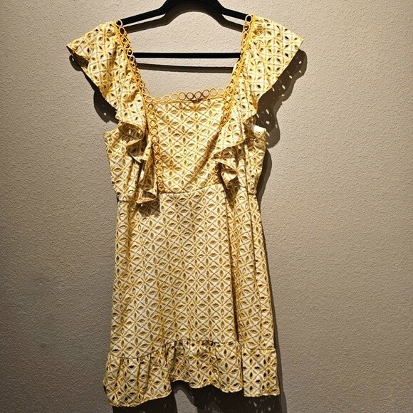 Topshop Yellow Broderie Mini Dress Size 4 - Picture 2 of 8